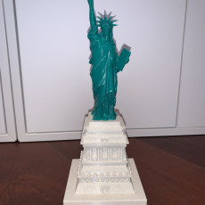 Picture of print of Statue of Liberty in Manhattan, New York This print has been uploaded by Manfred Schwiebert