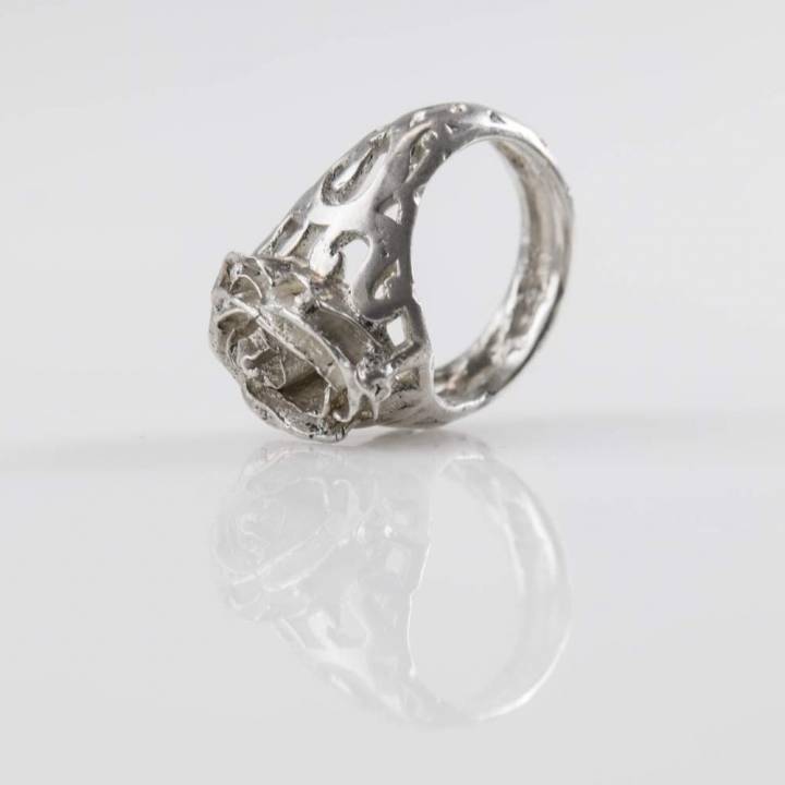 Realistic Rose Sculpture 3D Print Ring