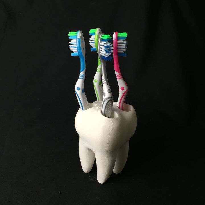 Archivo STL Bross'Easy - Portacepillos de dientes de pared, ahorra  espacio, es higiénico y no requiere perforación. 🛁・Modelo para descargar y  imprimir en 3D・Cults