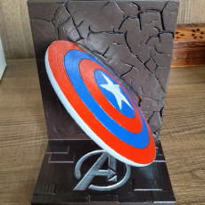 Picture of print of Captain America bookend This print has been uploaded by Caio Delfini