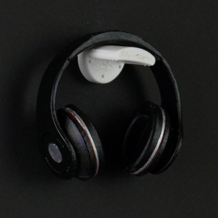 Linus Tech Tips -SilverStone Wall mounted Headphone stand- BCJ
