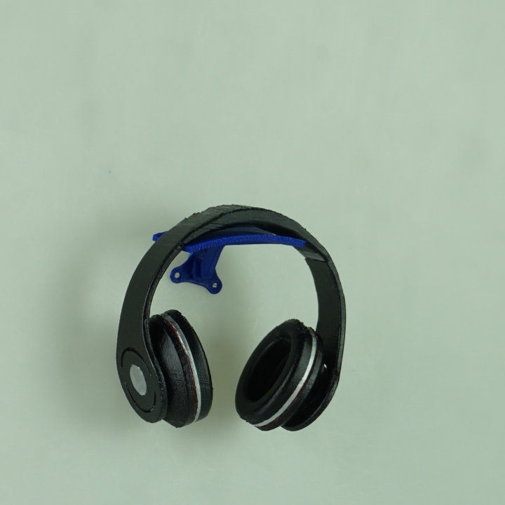 Wall-mounted Headphone Stand