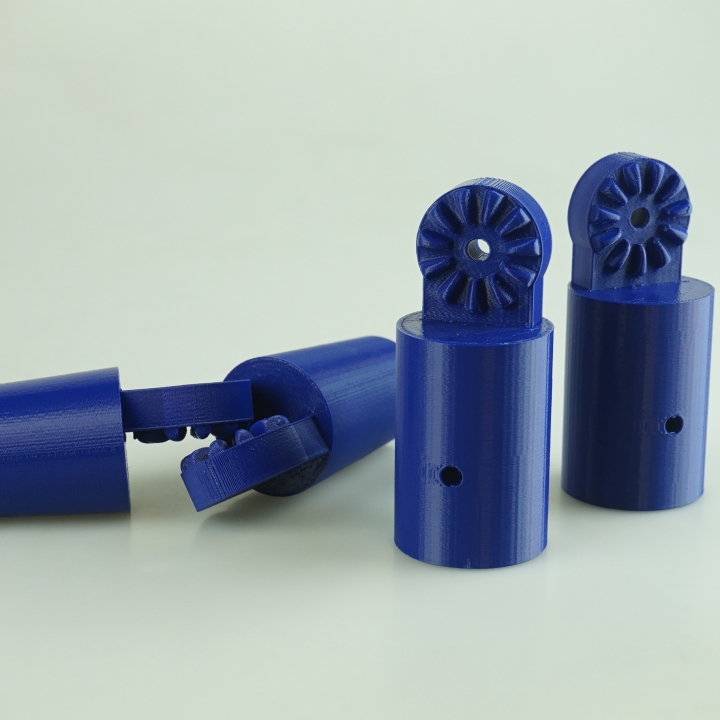 Adjustable joints for PVC pipe mannequins