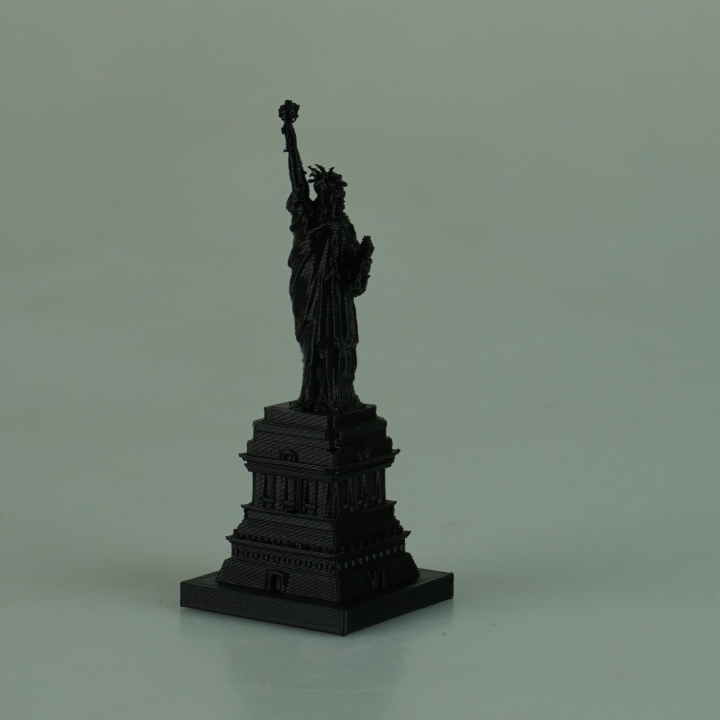 STATUE OF LIBERTY WITH BASE BUILDING