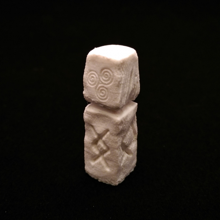 Akralon Resonating Celtic Rune Stone