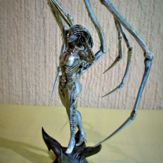 Picture of print of Starcraft KERRIGAN statue