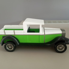 Picture of print of Cuban pickup truck