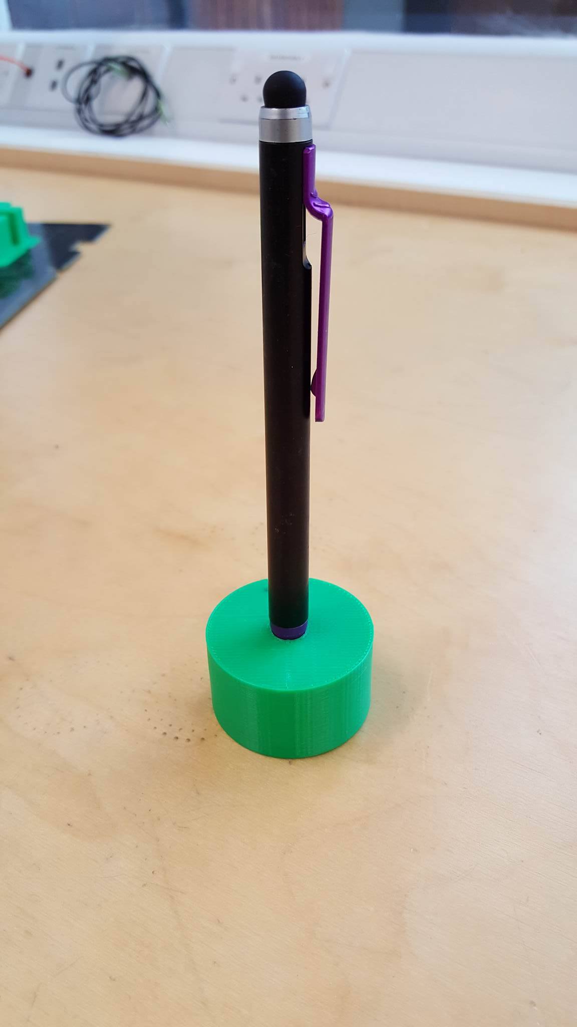 Apple Pencil Stand