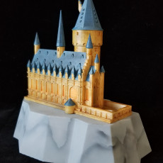 Picture of print of Hogwarts Castle lamp This print has been uploaded by Robert Kidd