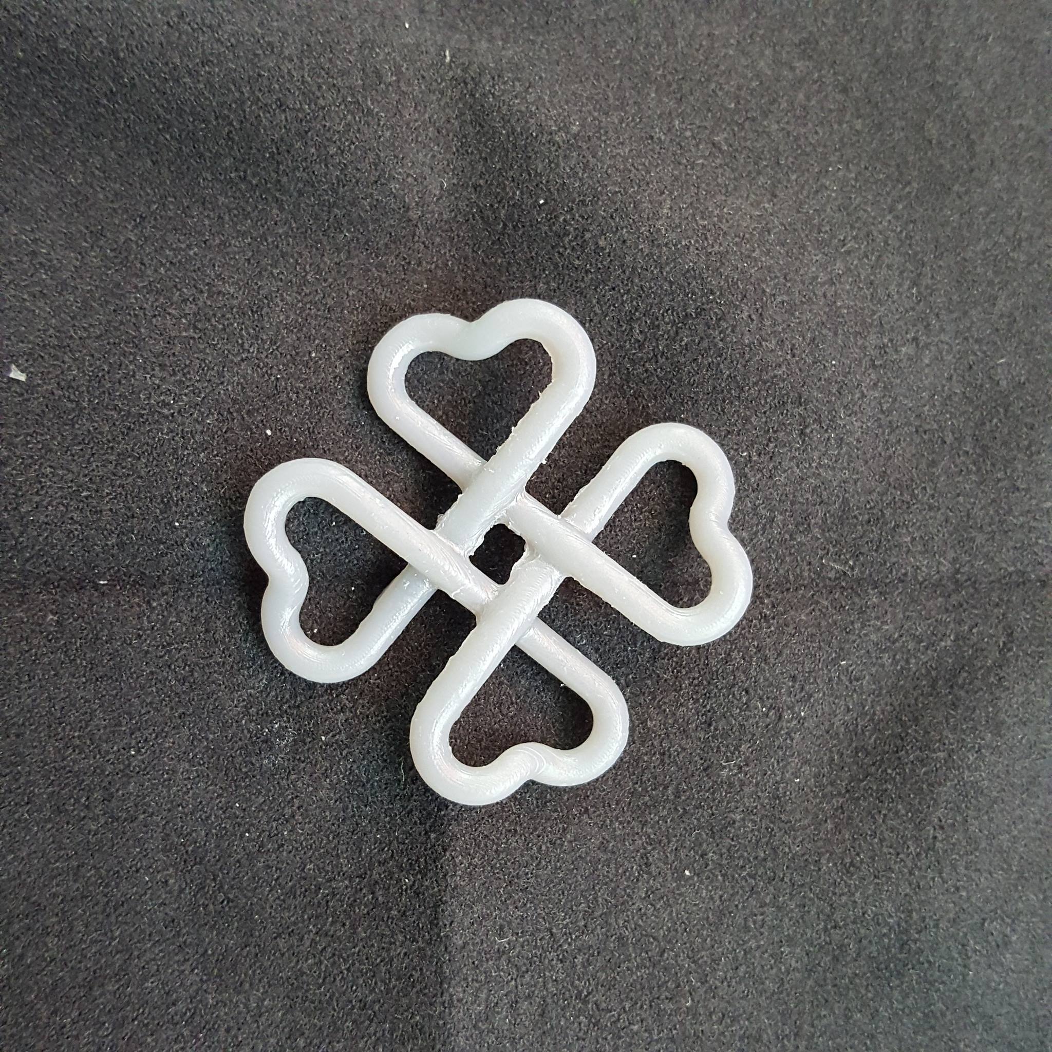 Simple four-leaf clover pendant