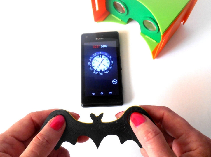 Flying Bat - magnet joystick for Google Cardboard.