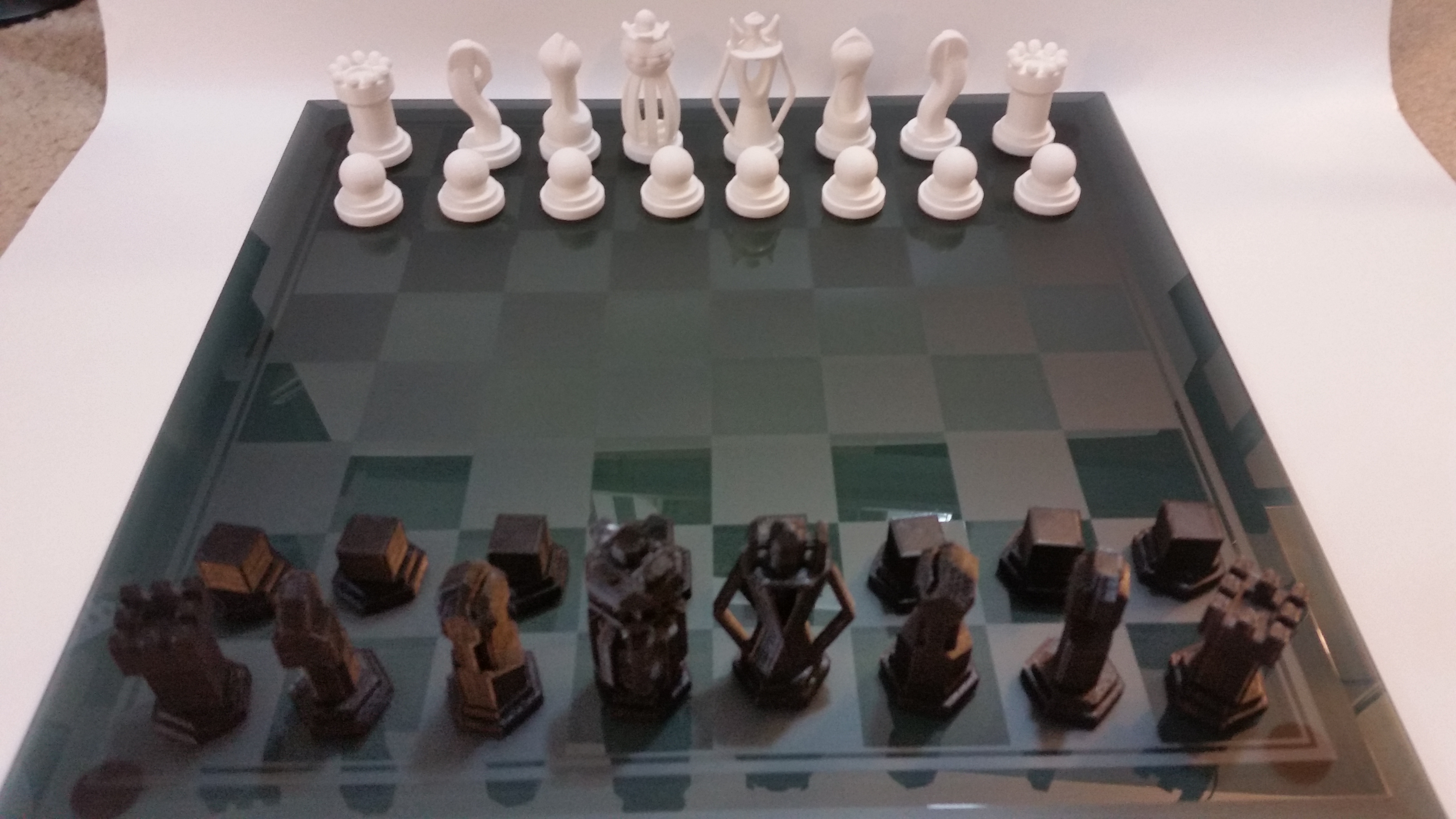 Chess Set - Round vs Blocky