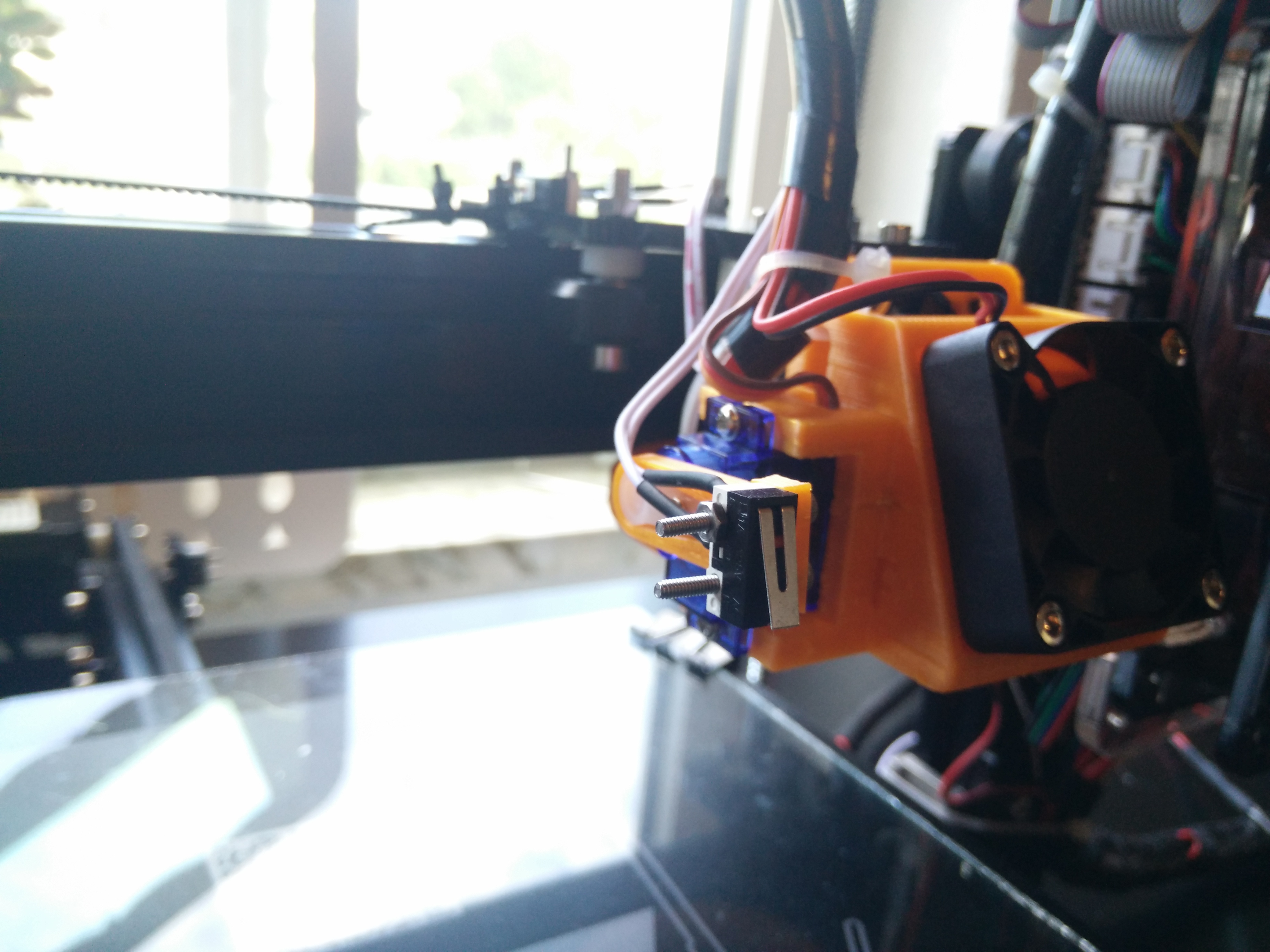 Auto Bed Leveling with SG90 Servo for Tevo Tarantula (or every other 3D printer)