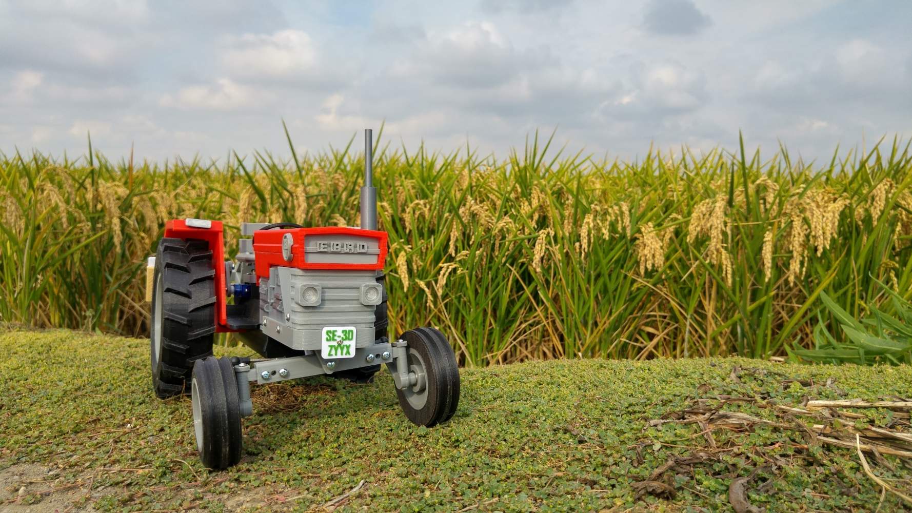1000x1000 openrc tractor release front