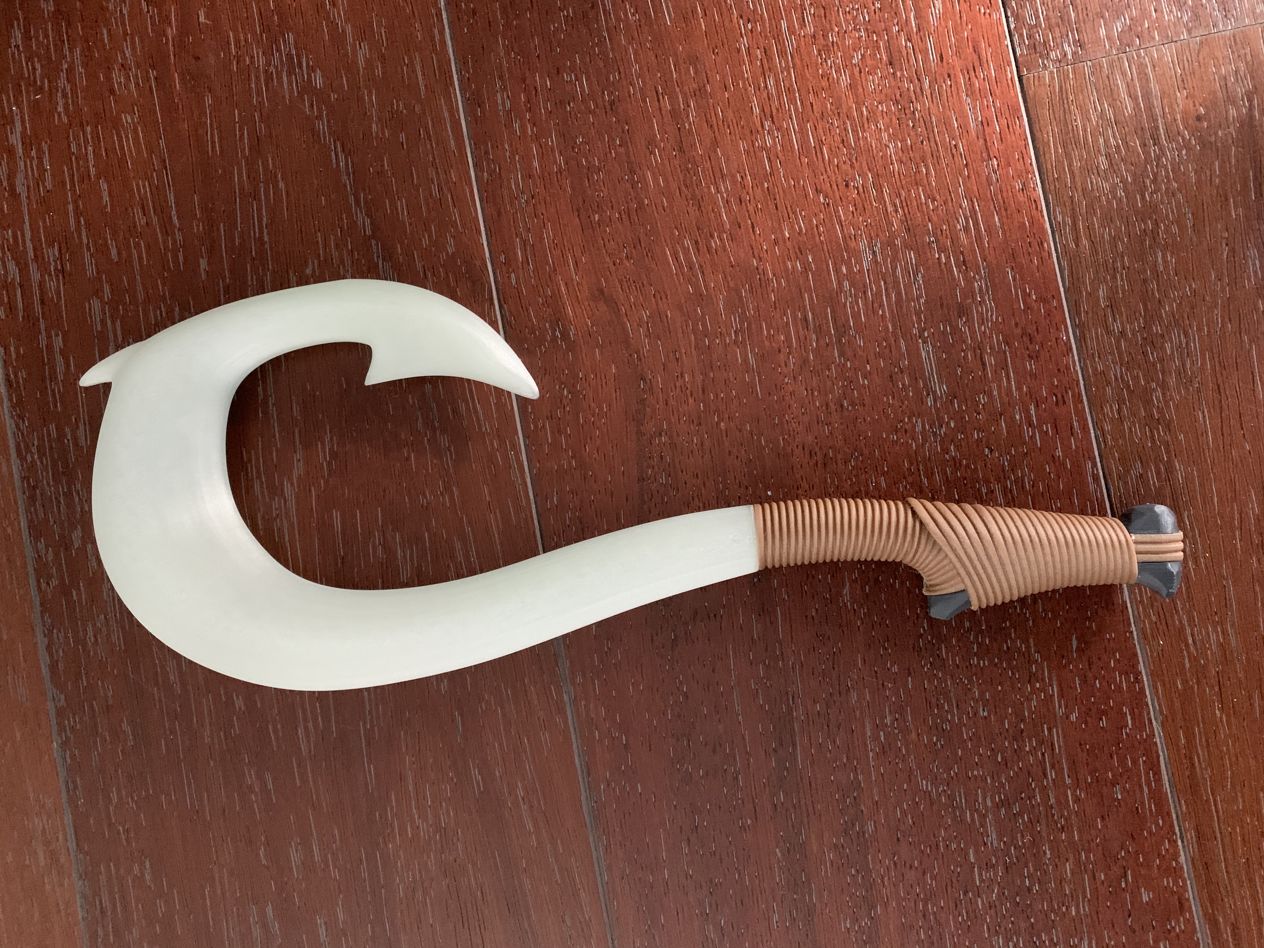 3d Printable Maui S Magical Fish Hook From The Movie Moana By Martin Moore