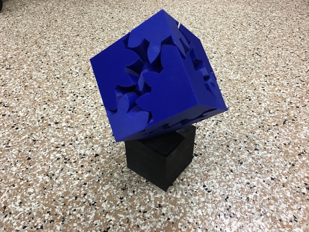 Large Geared Cube, Motorized Edition
