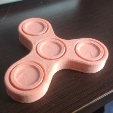 Picture of print of Fidget Spinner - One-Piece-Print / No Bearings Required! This print has been uploaded by Marta Preuss