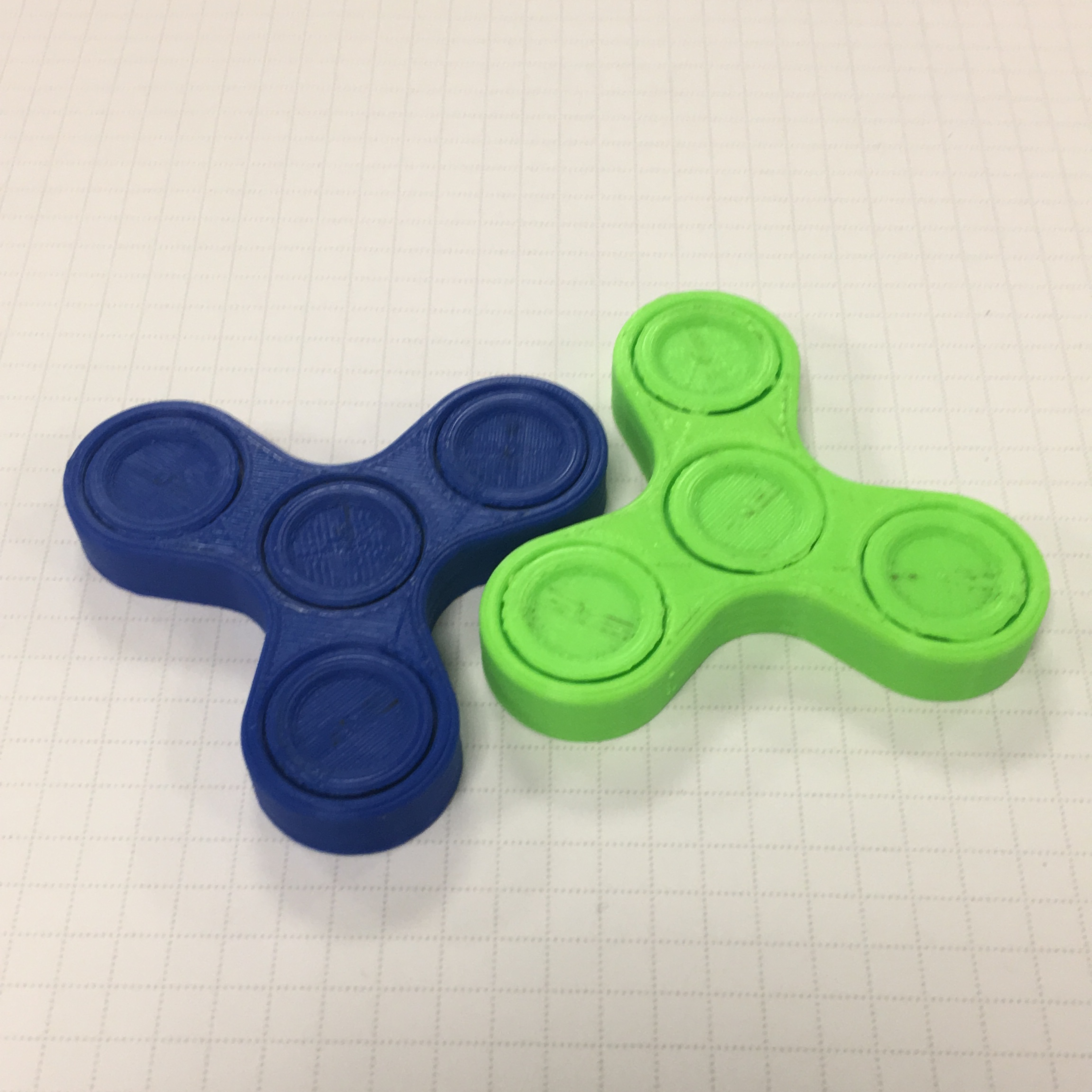 3D Printable Fidget Spinner OnePiecePrint / No Bearings Required! by Muzz64