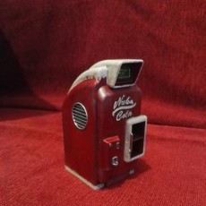 Picture of print of Fallout 4 Nuka-Cola Machine (1:18 Scale) with Nuka-Cola Bottle