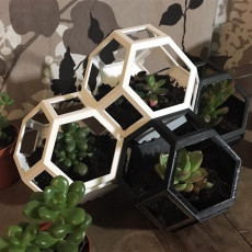 Picture of print of Plantygon - Modular Geometric Stacking Planter This print has been uploaded by Yoann