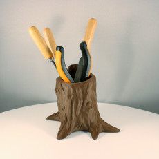 Picture of print of Low Poly Tree Stump Pen Holder