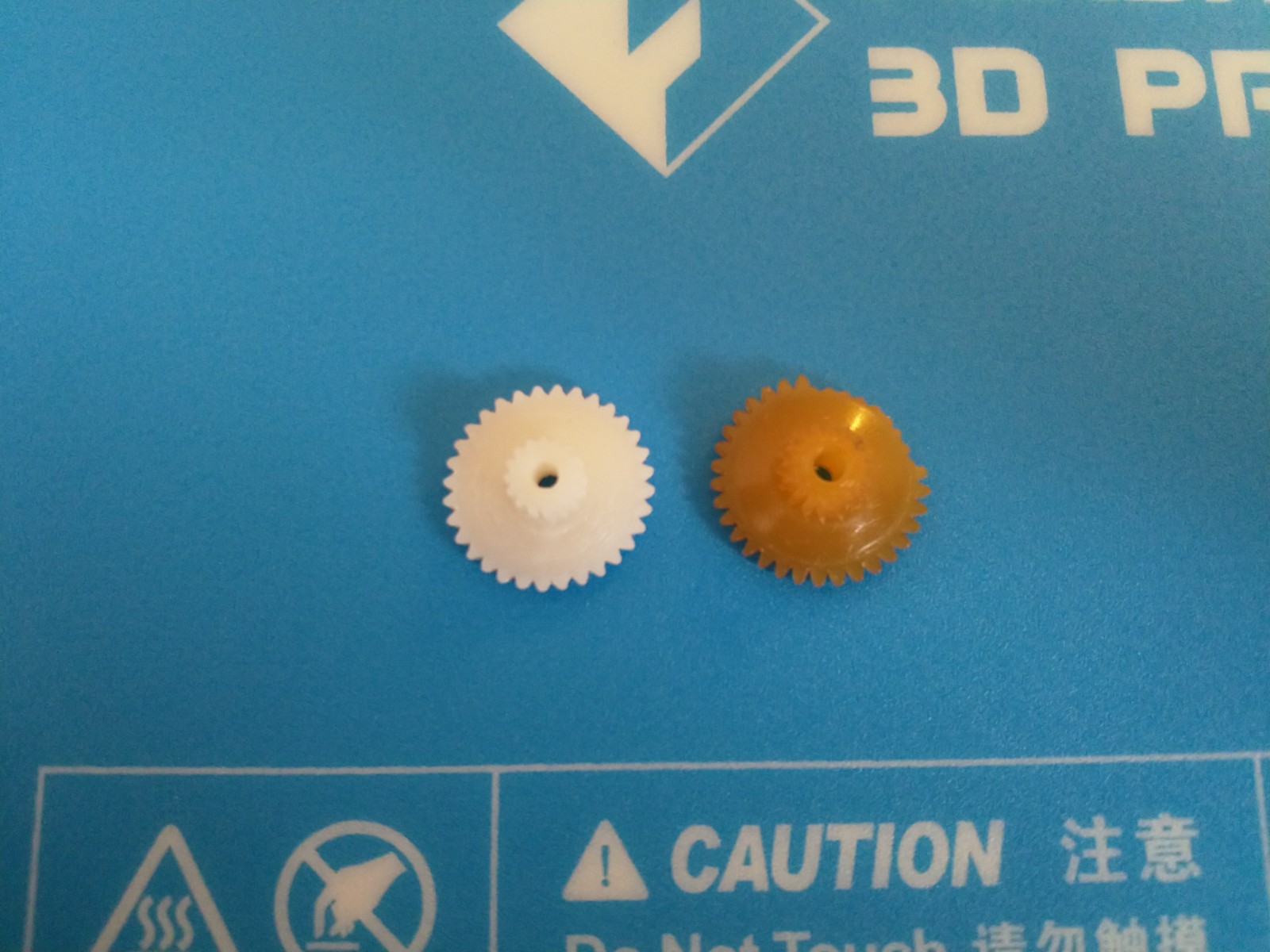 Replacement gear wheel for cassette recorder