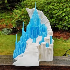 Picture of print of Frozen Castle Dieser Druck wurde hochgeladen von Even-André Søiland Andersen