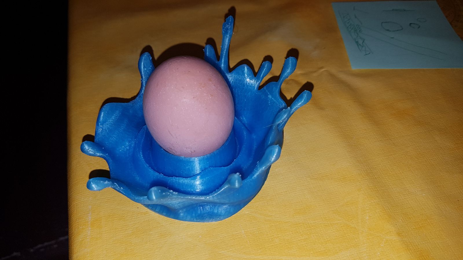 Splash Eggholder