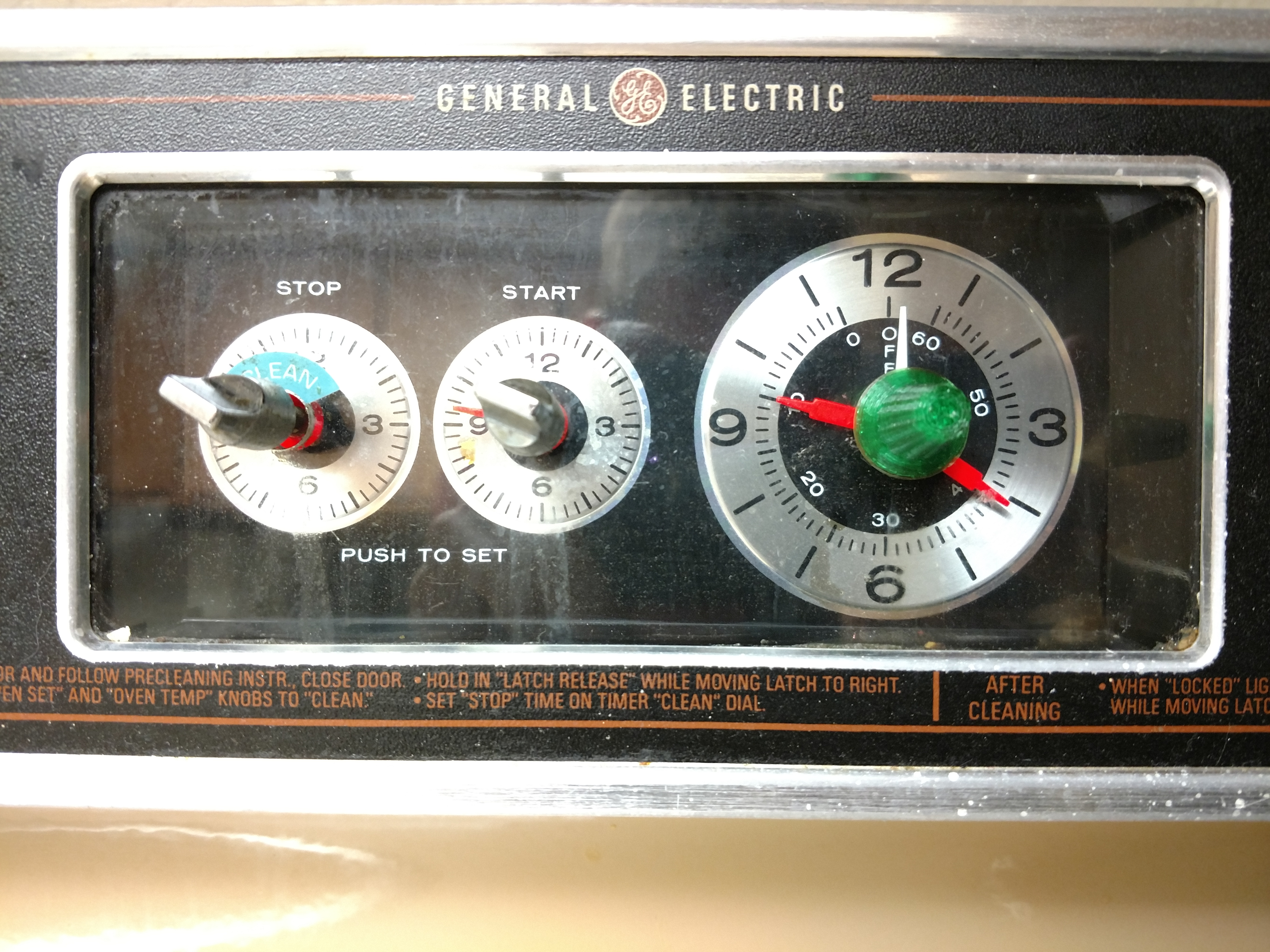Knob for an older GE oven timer