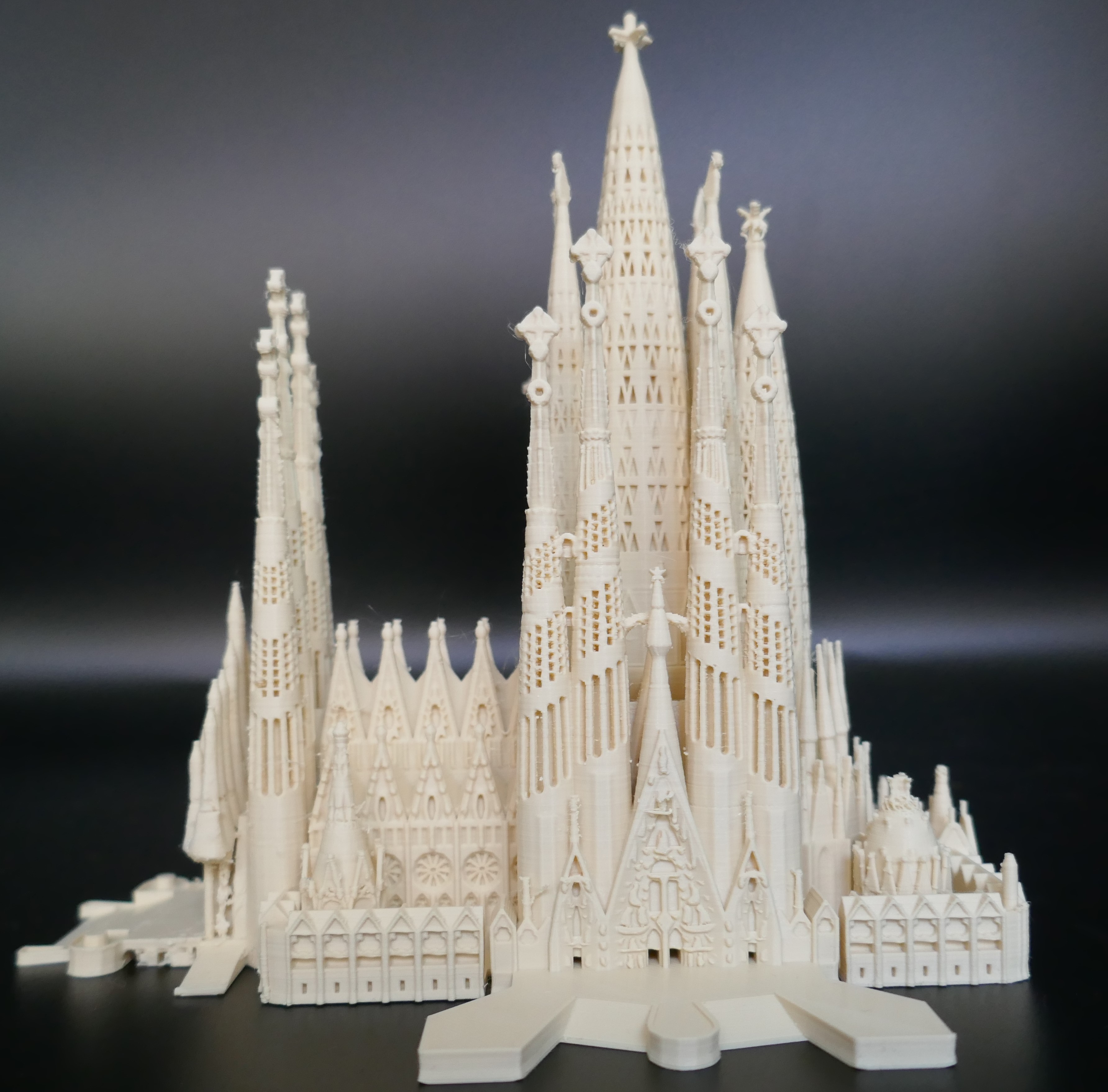 New Rome London Bremen Sagrada Familia Souvenir 3D Miniature Resin Building 