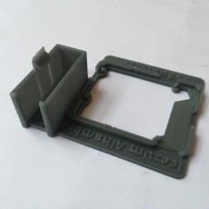 Picture of print of IceZum Alhambra support with 9 volts battery holder