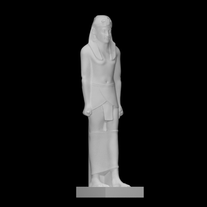 Standing figure of king Ptolemy III (?)