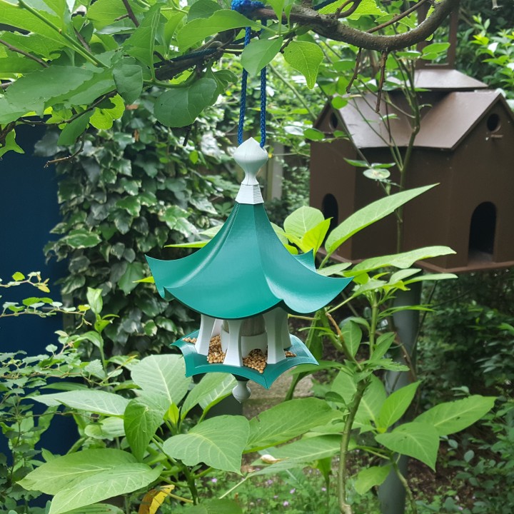 Little Bird Feeder Air Temple