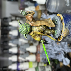 Picture of print of Yoda Bookend