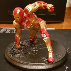 Picture of print of Iron Man MK42 - Super Hero Landing Pose --- with lights This print has been uploaded by Olivier