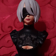 Picture of print of Nier Automata 2B Bust