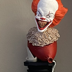 Picture of print of Pennywise bust This print has been uploaded by Ed H