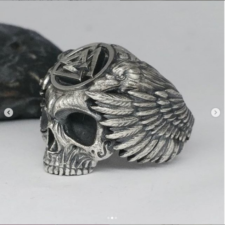 $17.00Ring skull Odin Viking with ravens and valknut for 3d printing