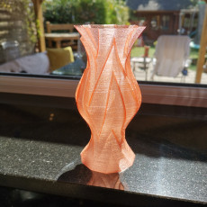 Picture of print of leaf vase