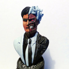 Picture of print of Two-Face bust