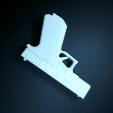 Picture of print of pistol This print has been uploaded by Li Wei Bing