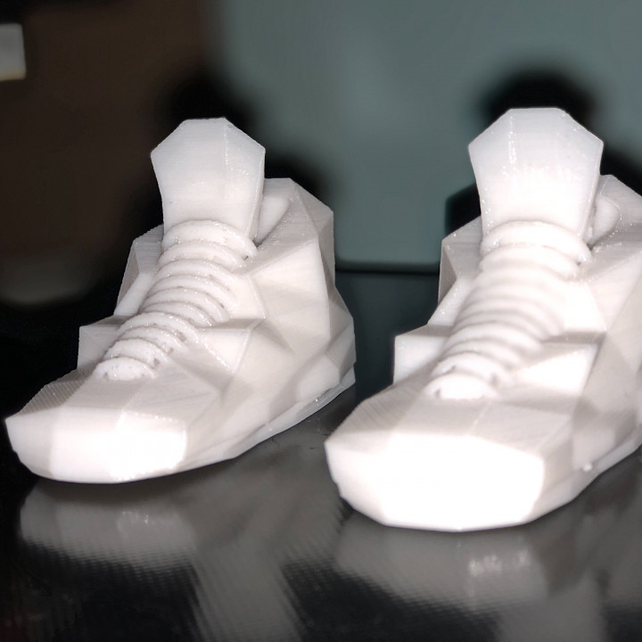 How to make Sneakers In SelfCAD