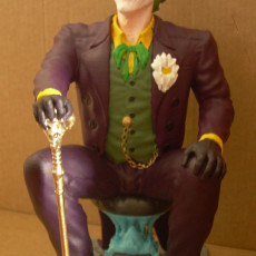 Picture of print of Joker statue