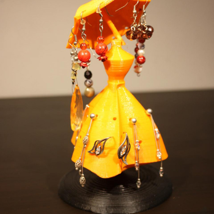 Dress -stand for earrings