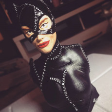 Picture of print of Catwoman bust