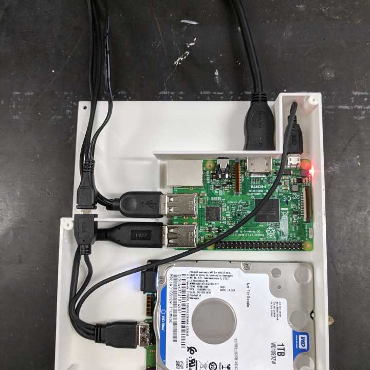 3D Raspberry Pi 4B HTPC case by Giles