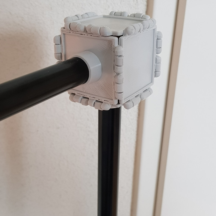 Polypanel rod connection