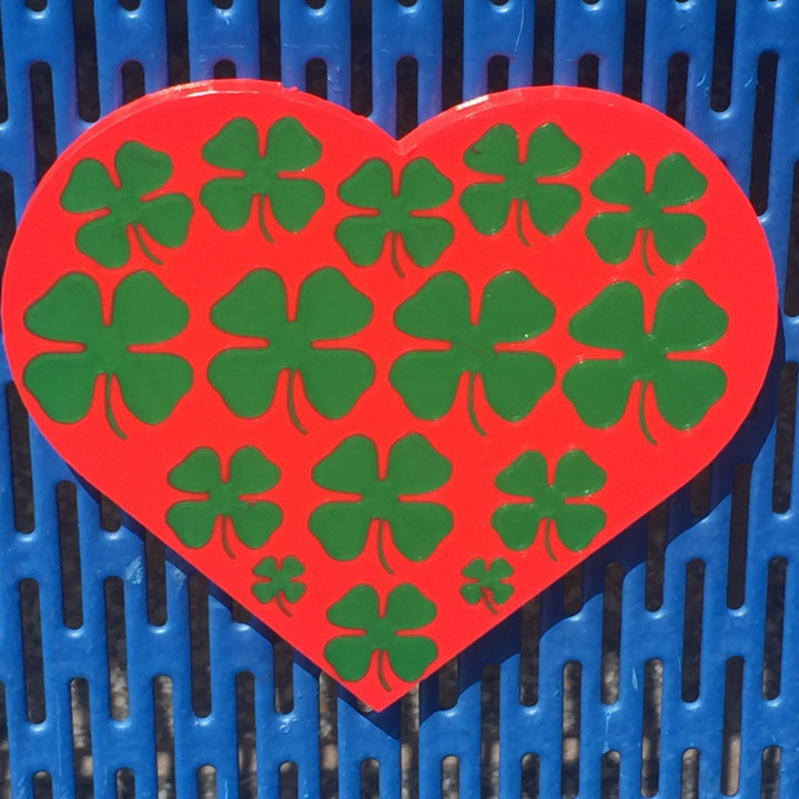 I Love St Pattys -Version 5 -MMU Hearts with Clovers