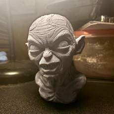 Picture of print of Golum bust, from Lord Of The Rings This print has been uploaded by Travis Masterson