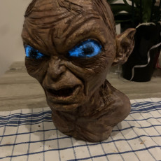 Picture of print of Golum bust, from Lord Of The Rings This print has been uploaded by Andreasle